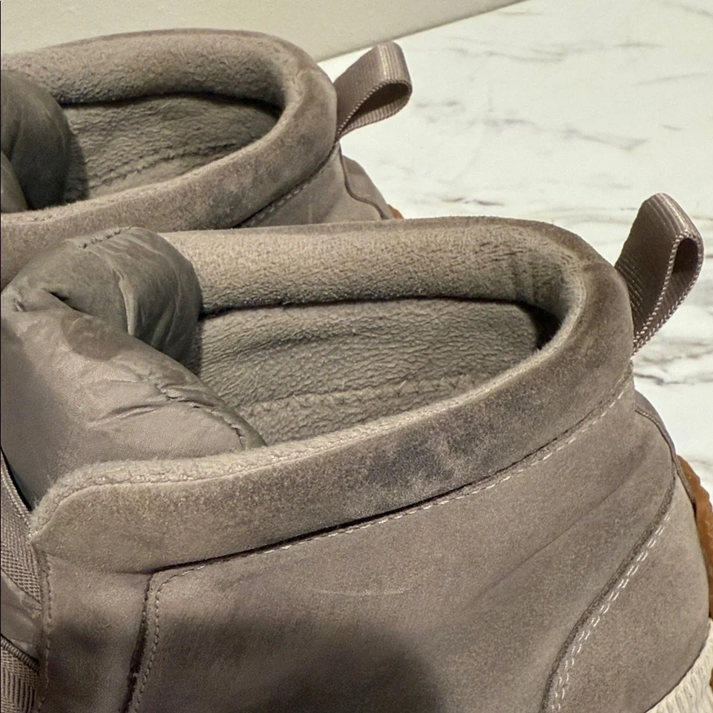Sorel chic gray